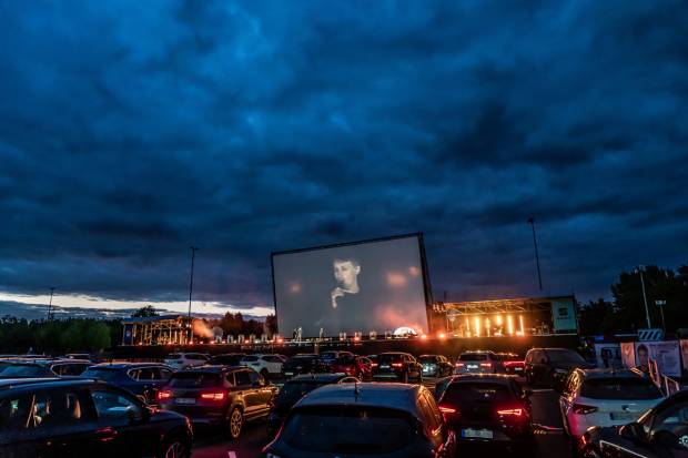 Listado de autocines y conciertos para disfrutar en tu coche durante el estado de alarma