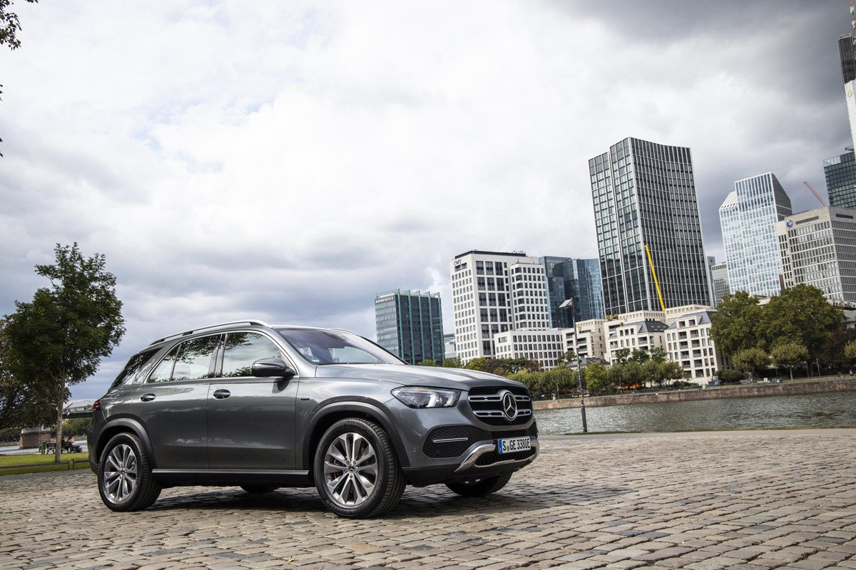 Nuevos Mercedes GLE 350 de y GLC 300 e: siguen los lanzamientos de híbridos