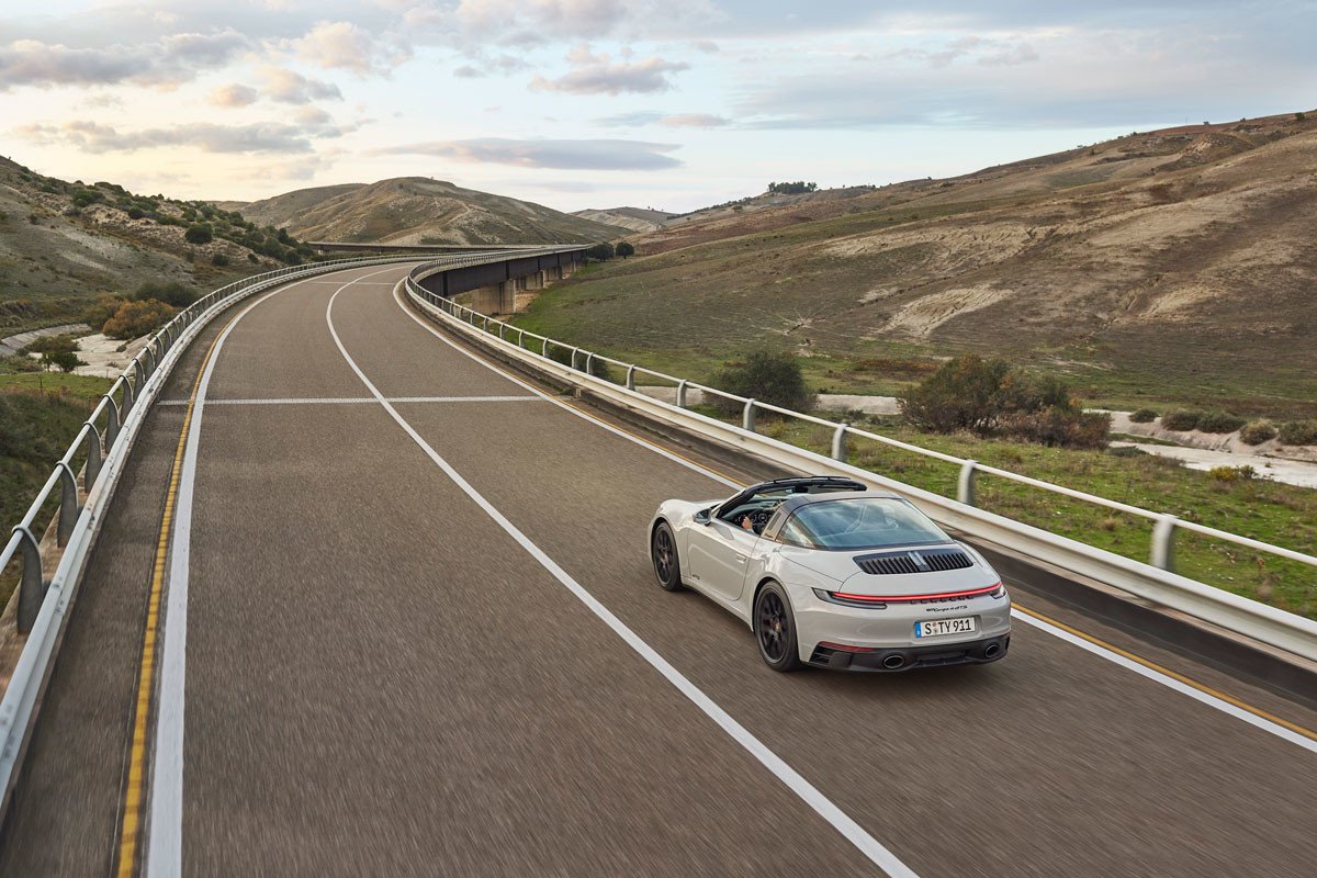Porsche 911 GTS