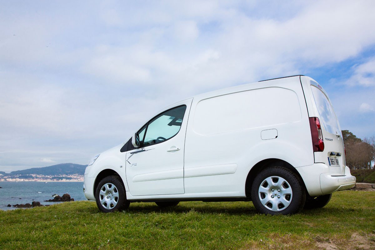 Prueba: Peugeot Partner Electric, el reparto con chispa