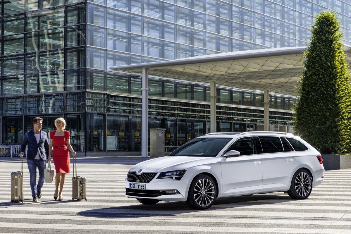 Nuevo Skoda Superb Combi: el familiar con mejor maletero 