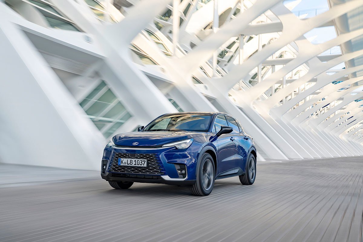 Prueba Lexus LBX: el nuevo SUV híbrido que elevará las ventas de la marca japonesa