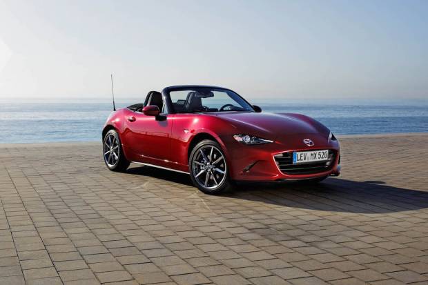 Opel Astra y Mazda MX-5 Coches del Año en Europa y el Mundo