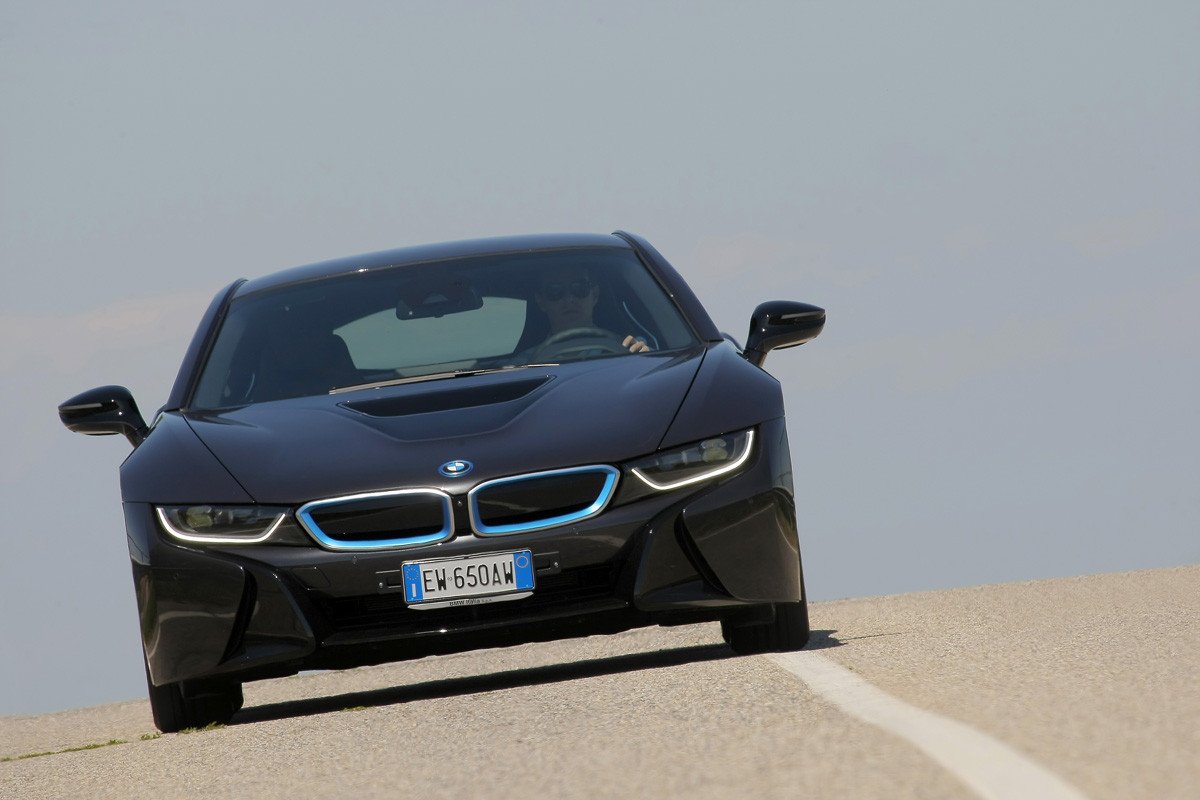 Prueba BMW i8: el deportivo híbrido enchufable de BMW