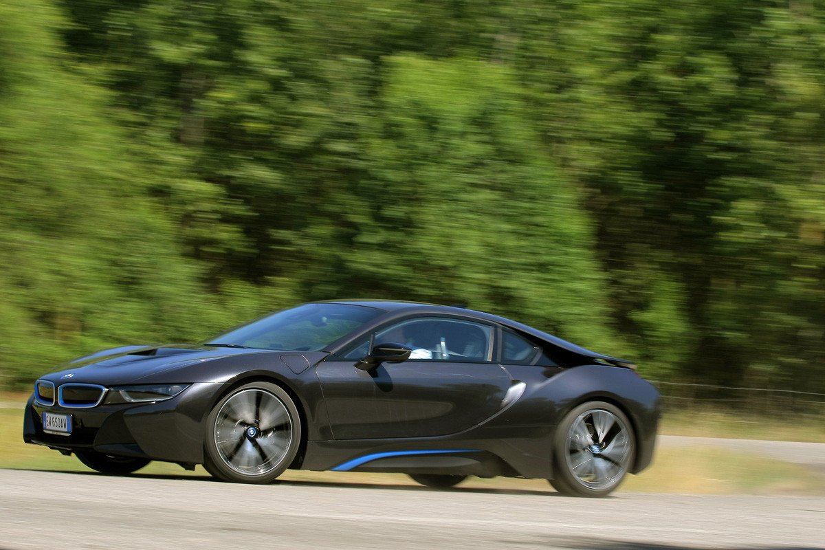 Prueba BMW i8: el deportivo híbrido enchufable de BMW