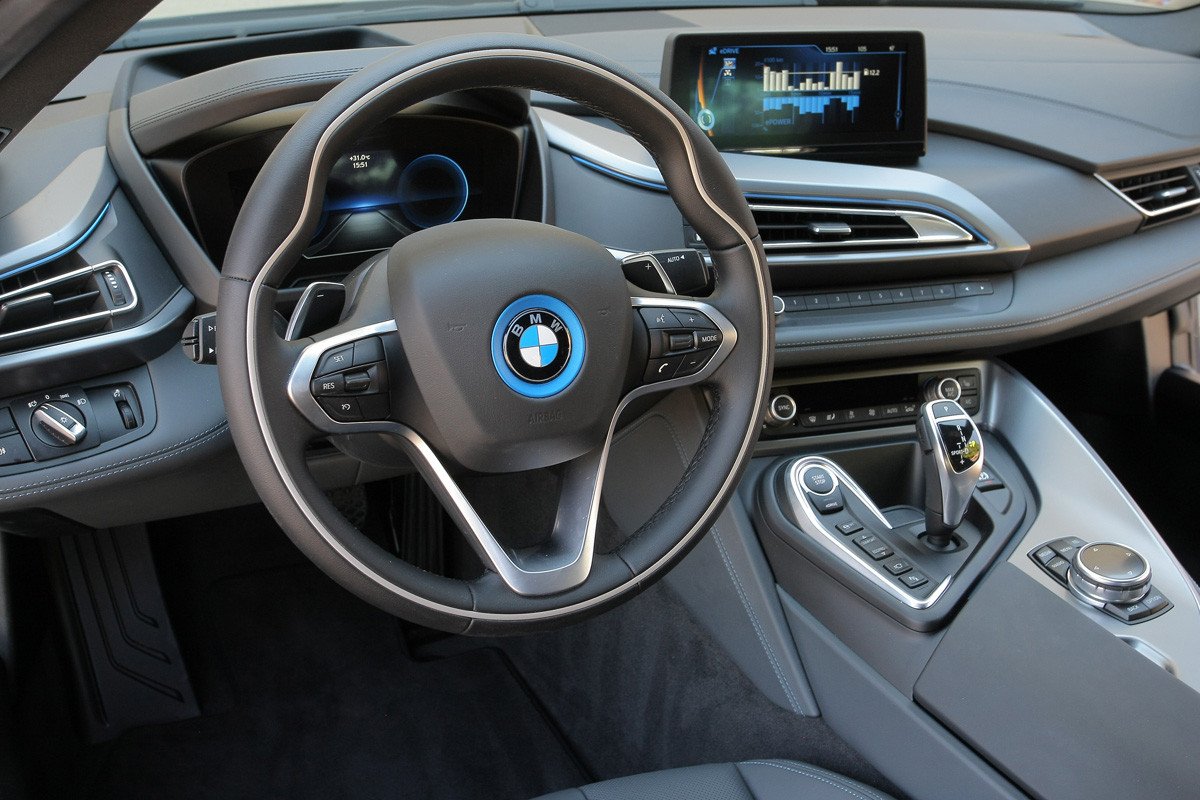 Prueba BMW i8: el deportivo híbrido enchufable de BMW