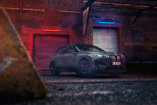 BMW iX M60, la variante más potente ya está aquí