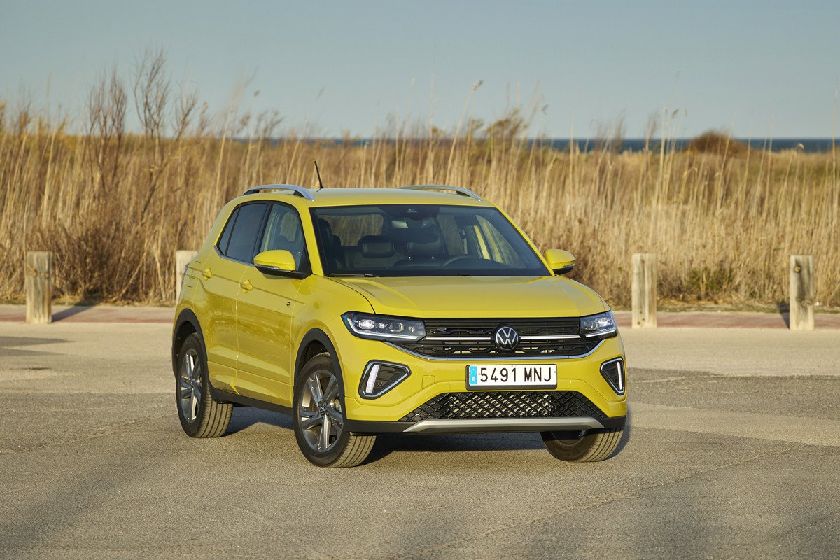 Probamos el nuevo Volkswagen T-Cross 2024, un SUV urbano de éxito, desde 21.950 euros