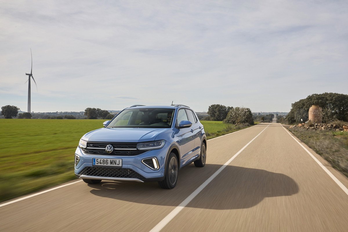Probamos el nuevo Volkswagen T-Cross 2024, un SUV urbano de éxito, desde 21.950 euros