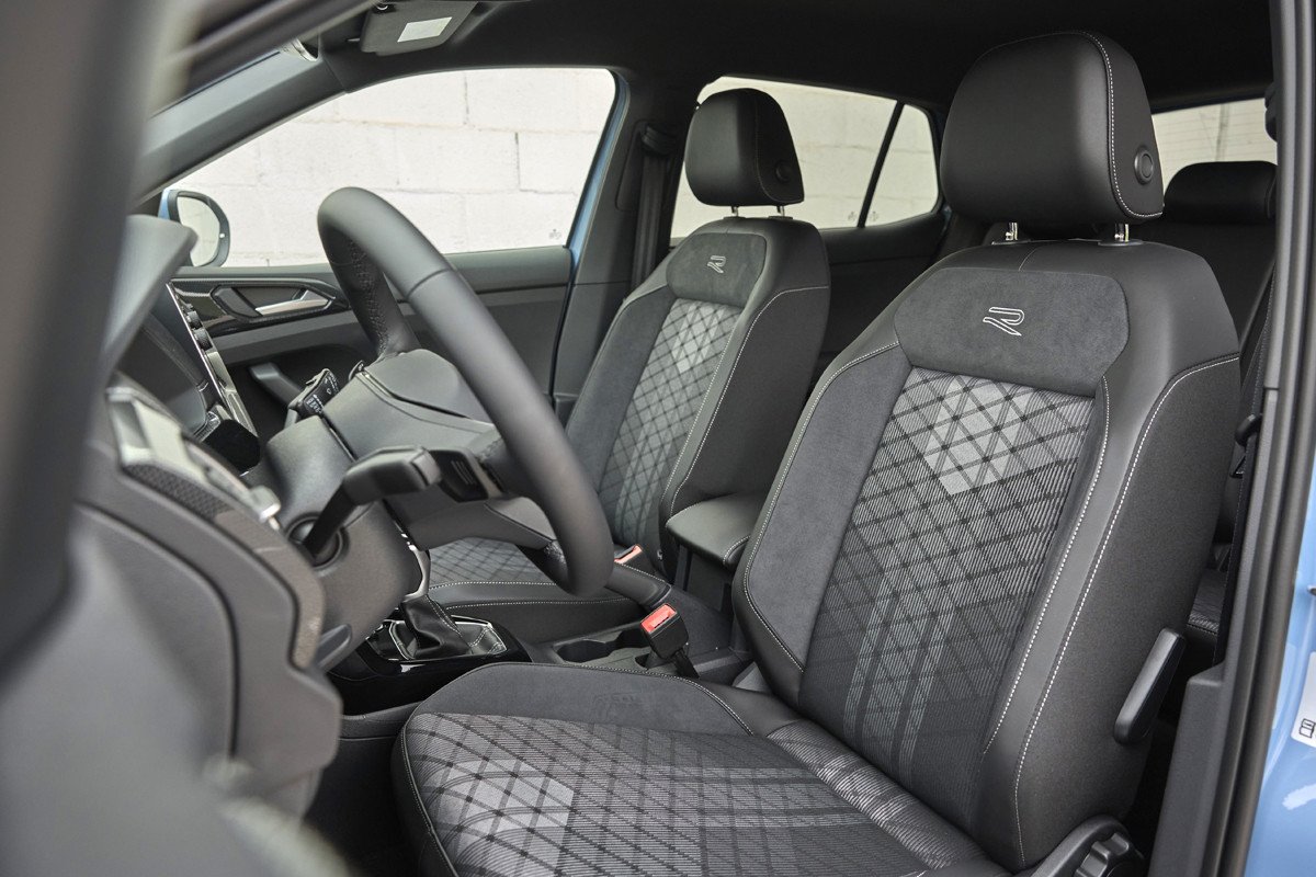 Probamos el nuevo Volkswagen T-Cross 2024, un SUV urbano de éxito, desde 21.950 euros