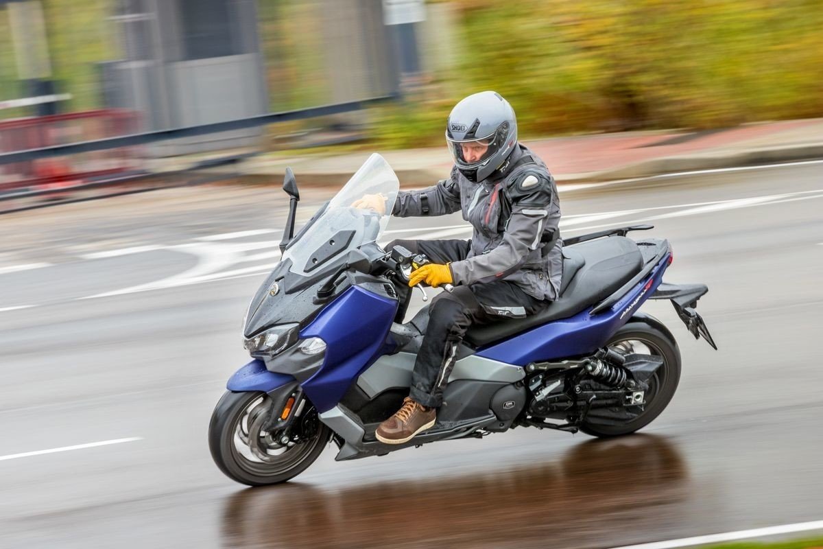 moto 2035