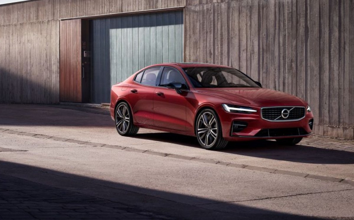 VOLVO S60 RECHARGE