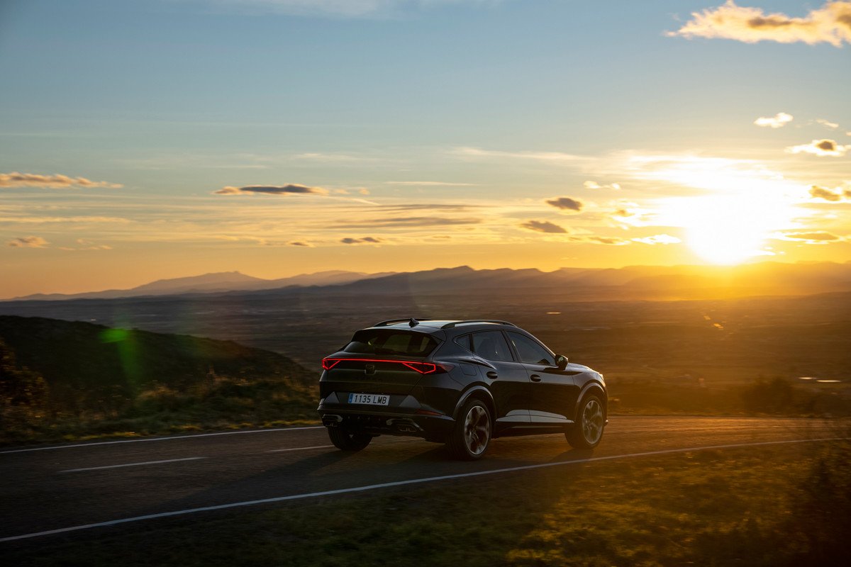CUPRA Formentor e-HYBRID: opinión, información general y precio