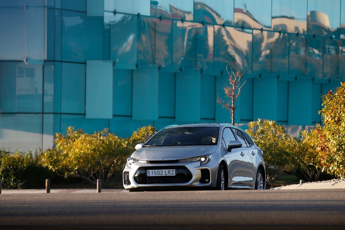 Suzuki Swace 2020: precio, detalles y opinión del hermano del Toyota Corolla