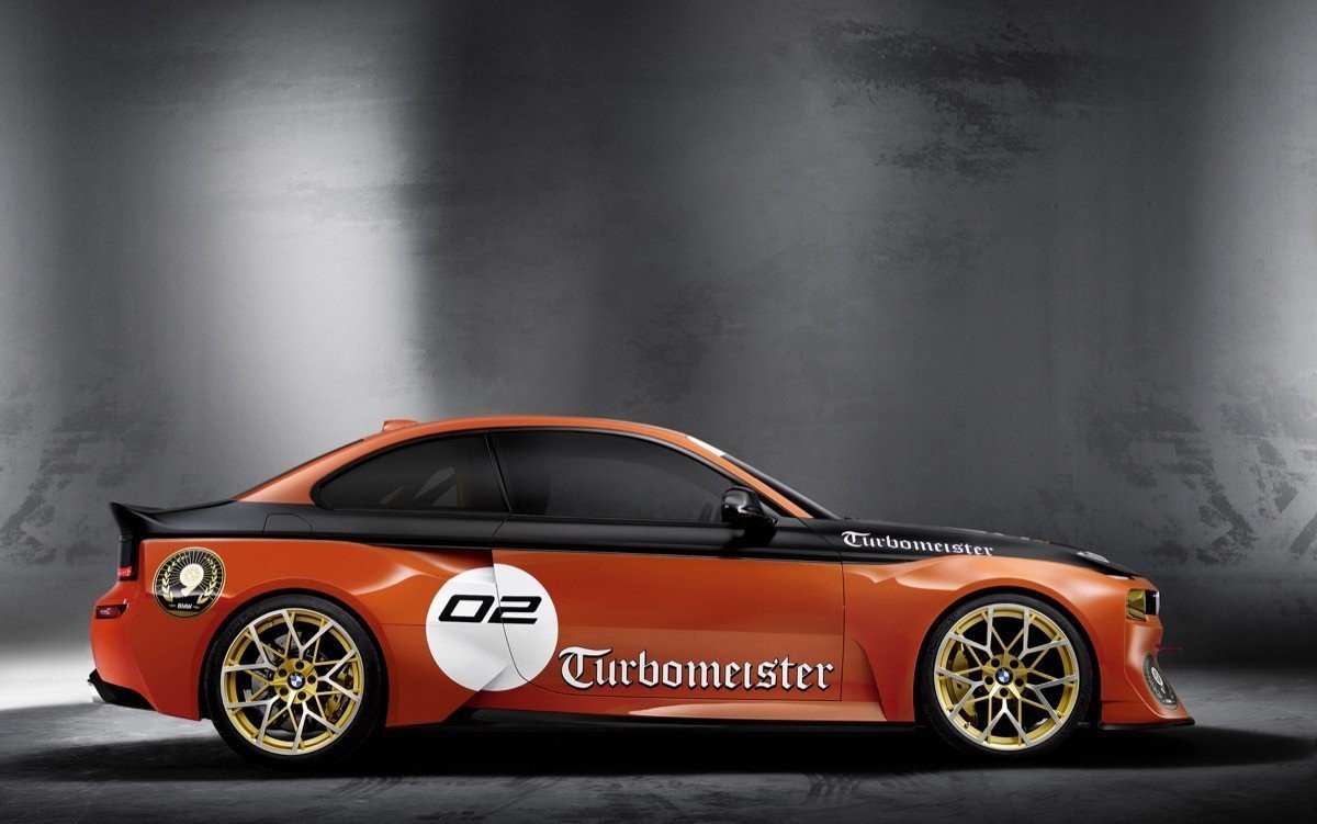 BMW 2002 Hommage: tributo a su primer Turbo en Pebble Beach