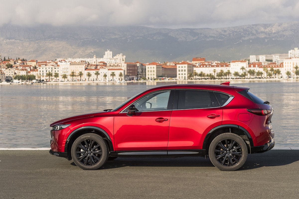Prueba del nuevo Mazda CX-5: pequeños retoques para mantener un nivel alto