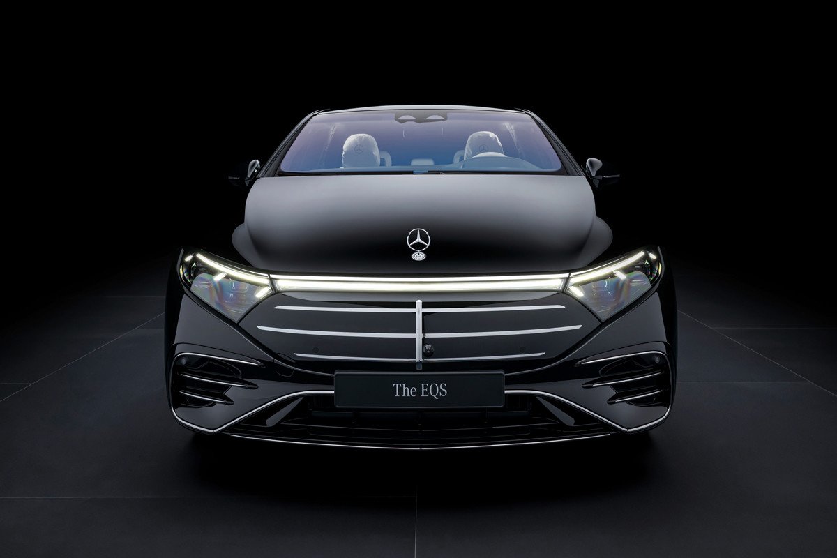 Mercedes EQS