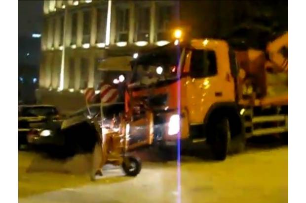 Vídeo: Coches deslizándose por la nieve