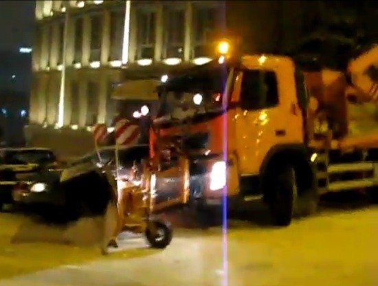 Vídeo: Coches deslizándose por la nieve