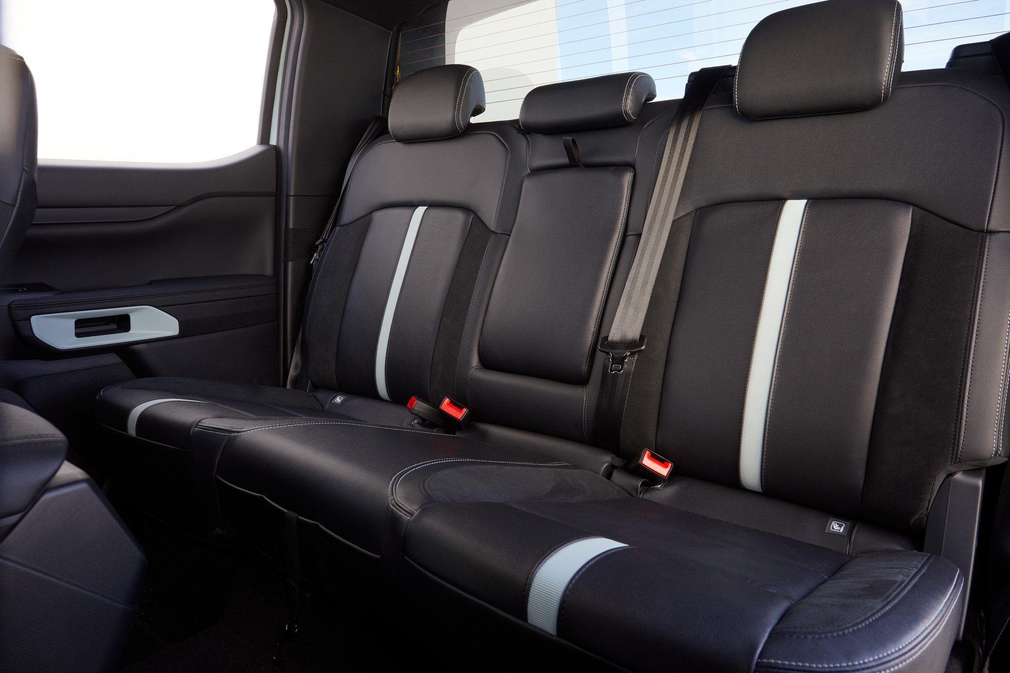 Prueba Ford Ranger Híbrido enchufable: sin límite con etiqueta Cero desde 35.000 euros