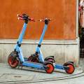 Almeida expulsa los patinetes de Madrid: las empresas tendrán que retirarlos en octubre 