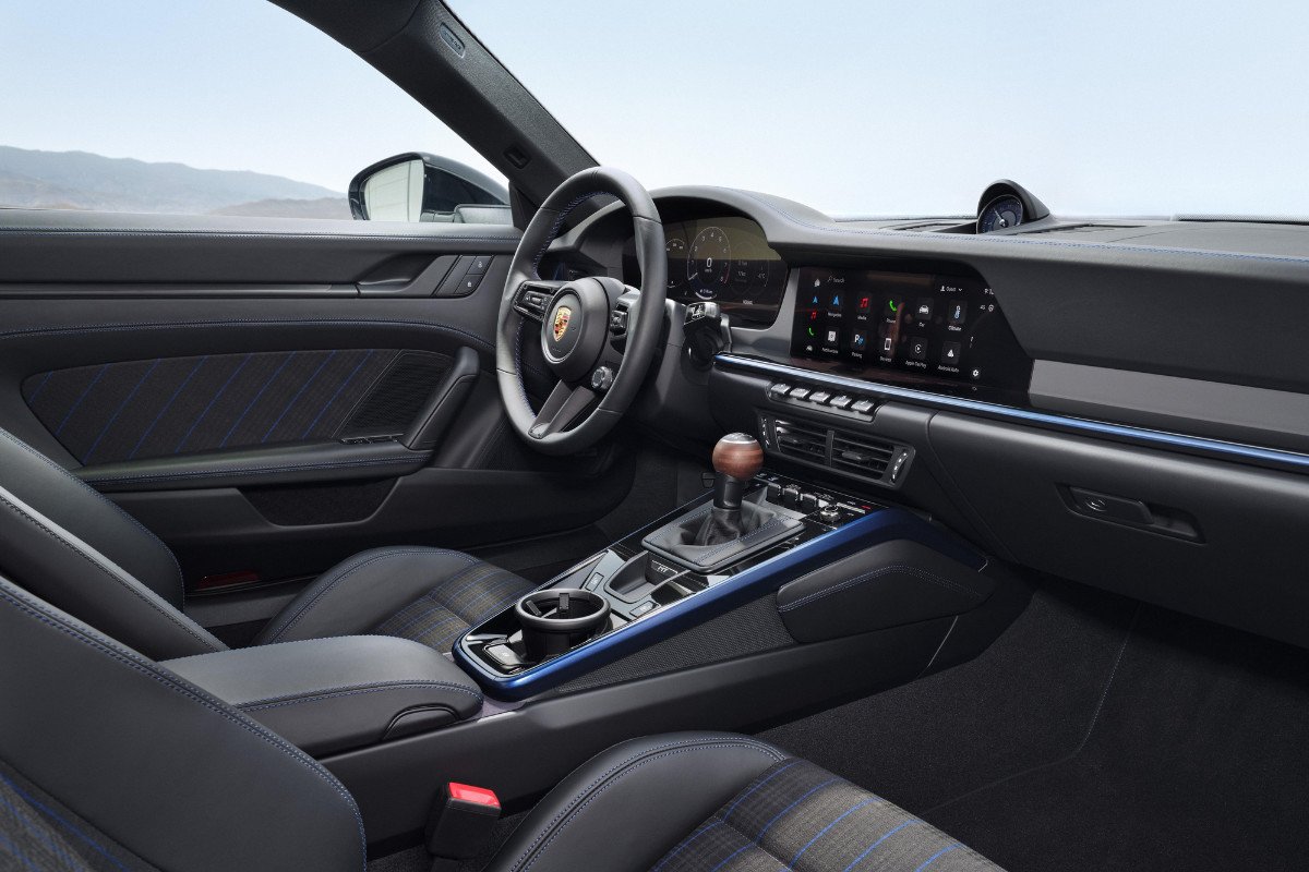 Porsche-911-Carrera-T