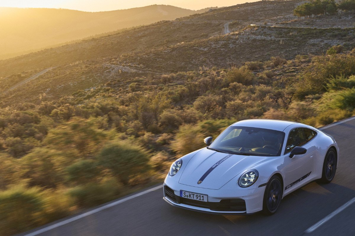 Porsche-911-Carrera-T