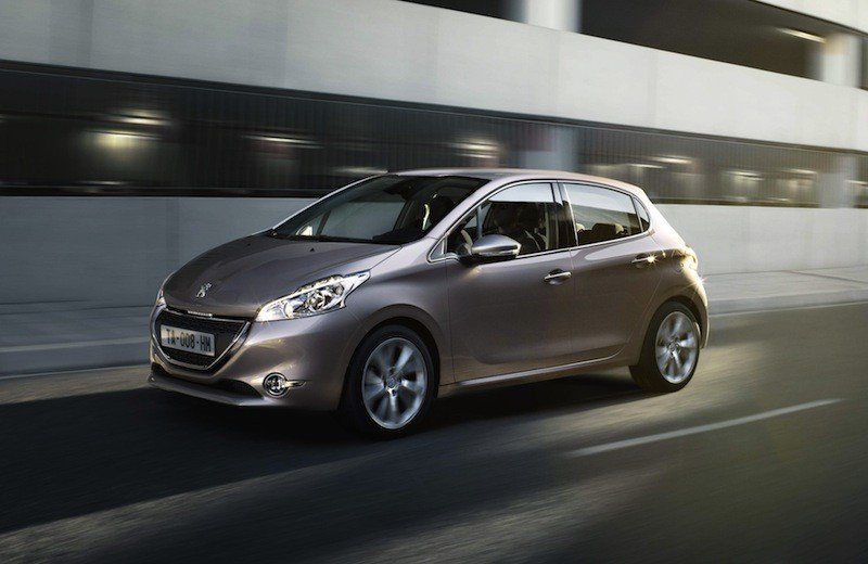 Nuevos coches: Peugeot 208, el pequeño Peugeot se renueva Nuevos coches: Peugeot 208, el pequeño Peugeot se renueva