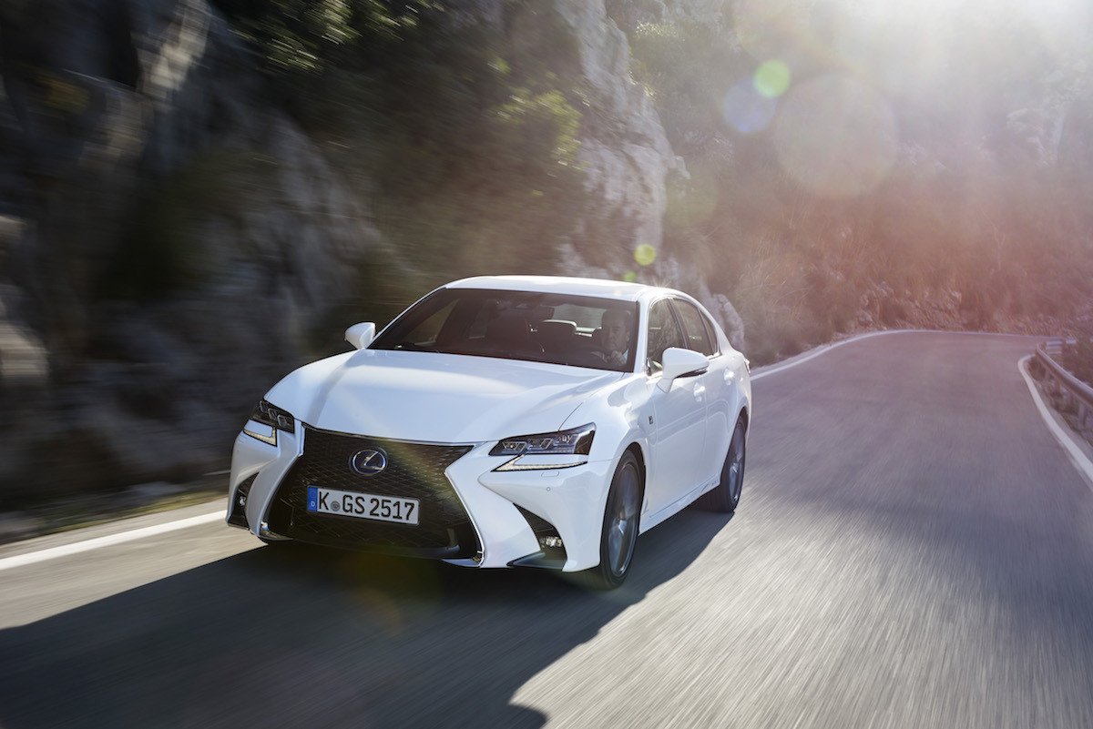 Lexus GS 300h Edition muy equipado a precio promocinado