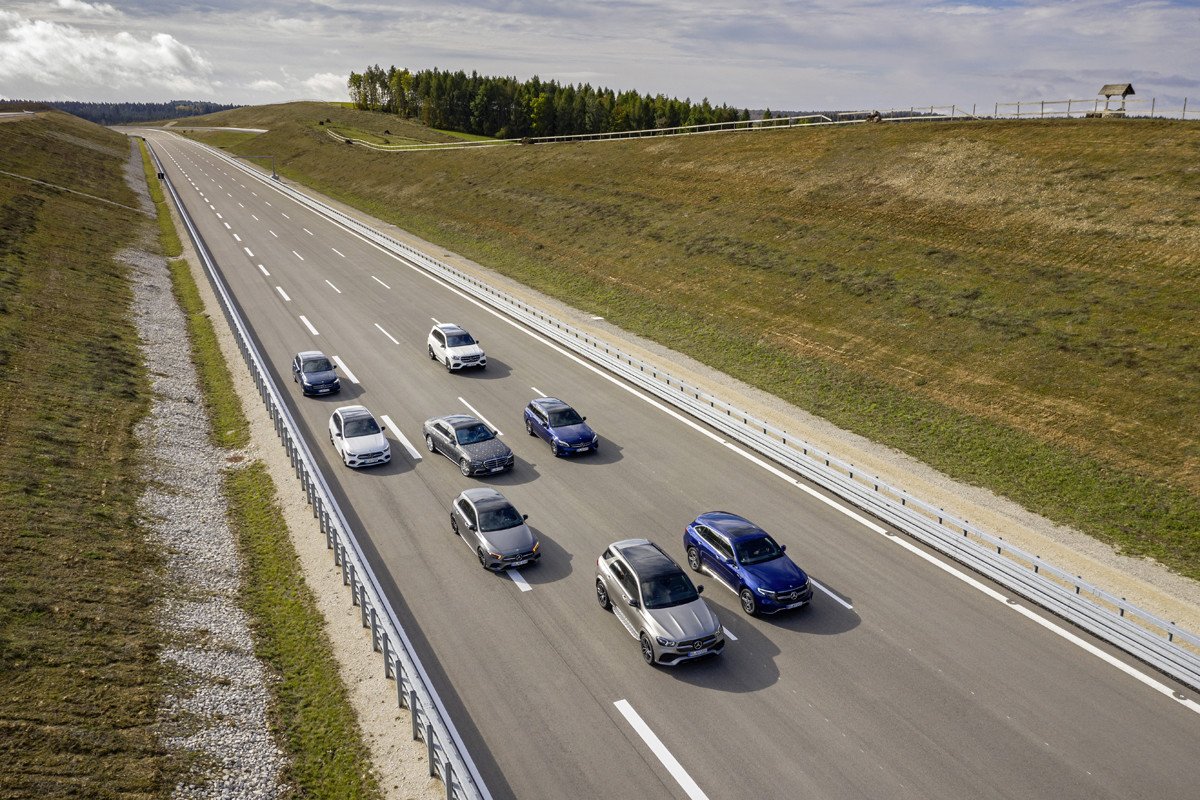 Mercedes ya tiene preparado y homologado un sistema de conducción autónoma de nivel 3