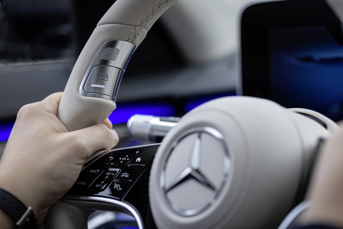 Mercedes ya tiene preparado y homologado un sistema de conducción autónoma de nivel 3