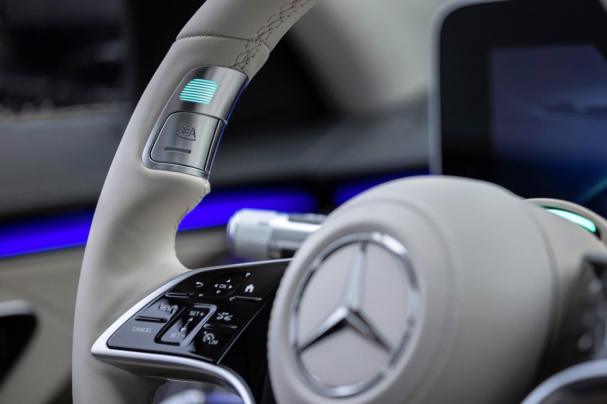 Mercedes ya tiene preparado y homologado un sistema de conducción autónoma de nivel 3
