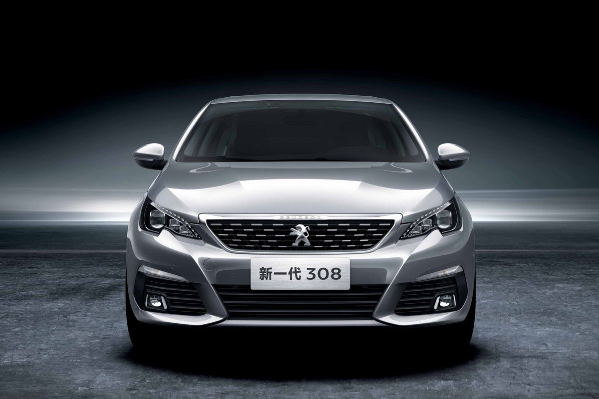 Salón de Pekín: nuevos Peugeot 3008 y 308S