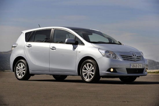 Nueva gama Toyota Verso 2011
