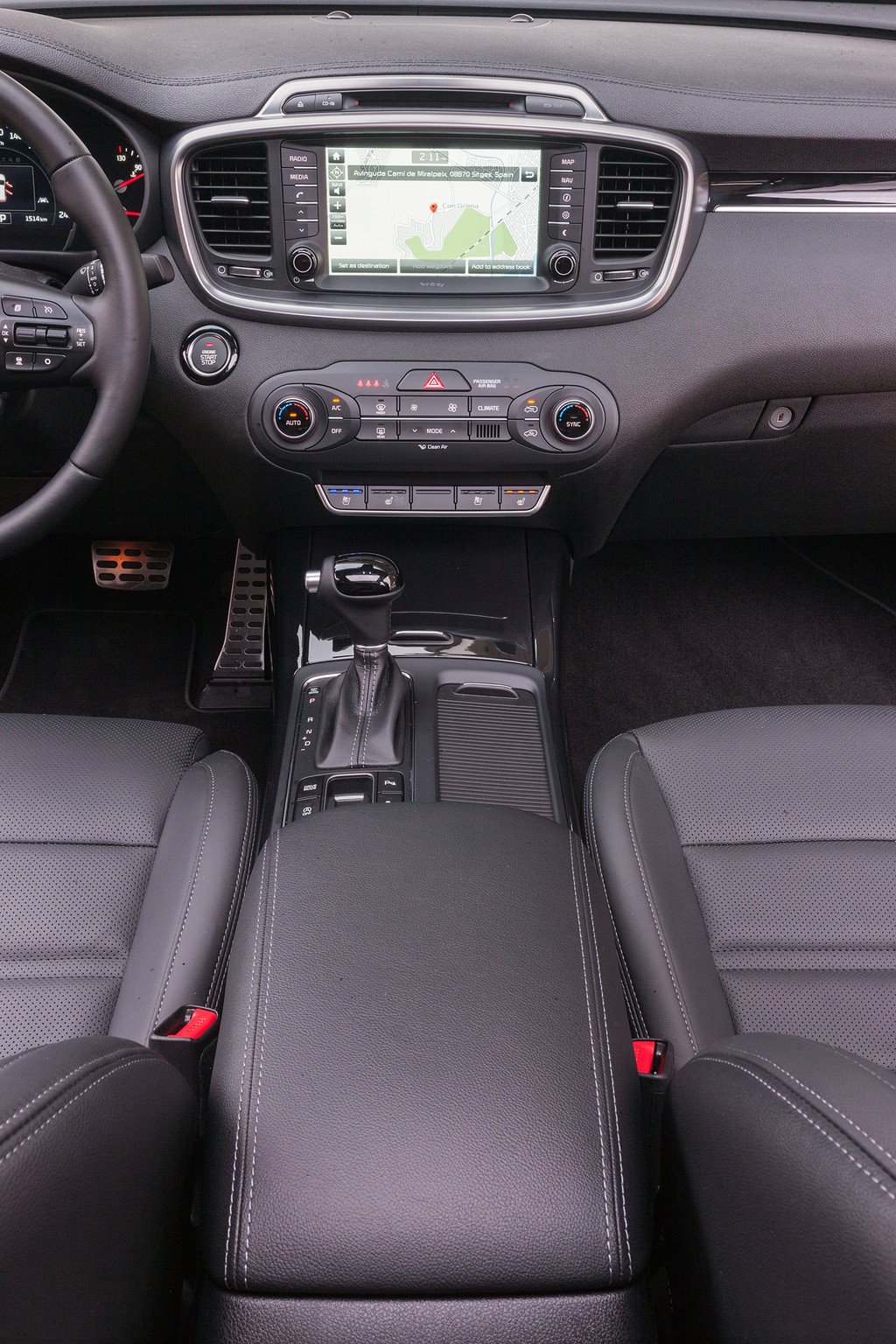 Precios y equipamiento del nuevo Kia Sorento