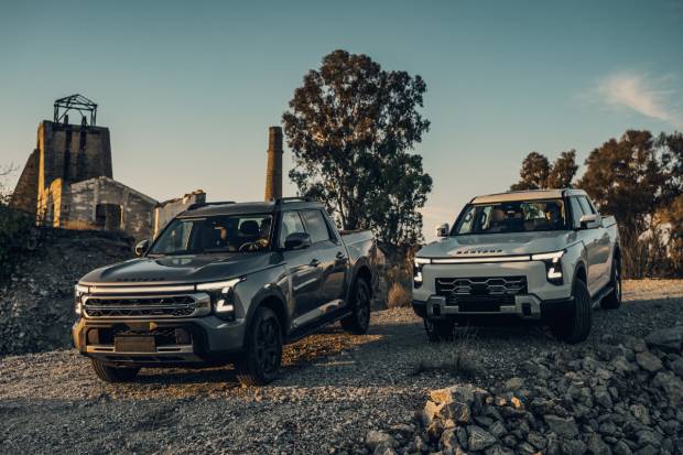 Prueba Santana 400: el renacer de Santana con un pick-up grande, cuadrado y sin complejos