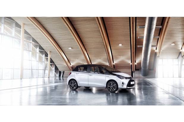 Toyota mejora la gama Yaris para 2016