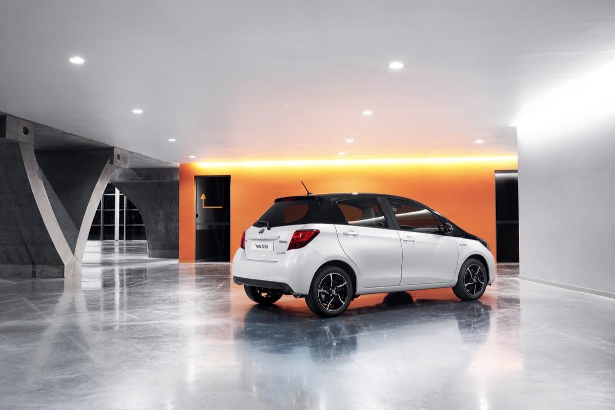 Toyota mejora la gama Yaris para 2016