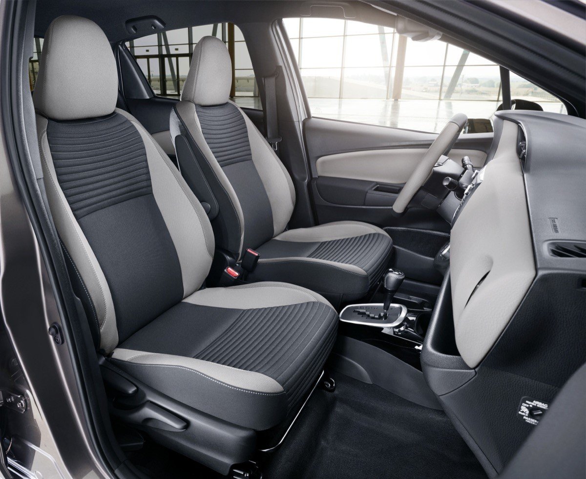 Toyota mejora la gama Yaris para 2016