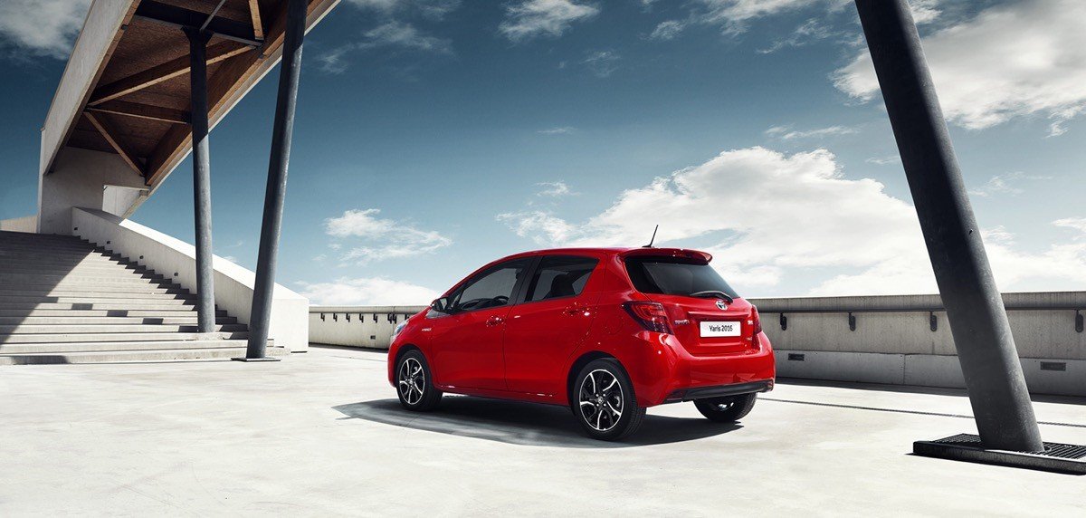 Toyota mejora la gama Yaris para 2016