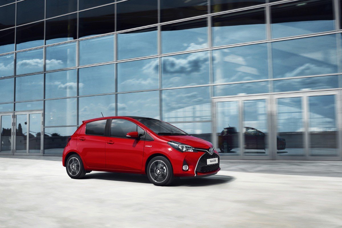 Toyota mejora la gama Yaris para 2016