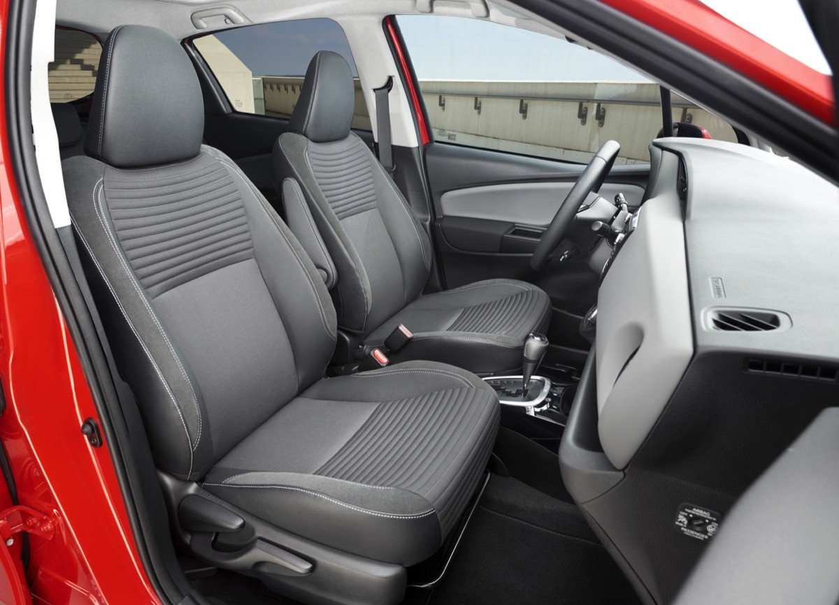 Toyota mejora la gama Yaris para 2016