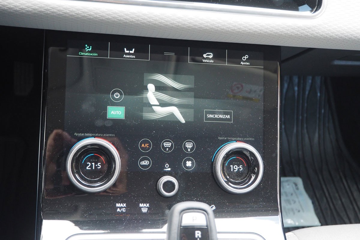 Prueba y opinión Range Rover Evoque P300e PHEV: precio y autonomía del sistema híbrido