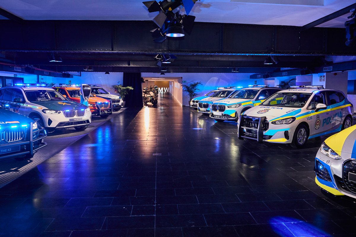BMW presenta su amplia gama de modelos para autoridades, cuerpos de seguridad y blindados