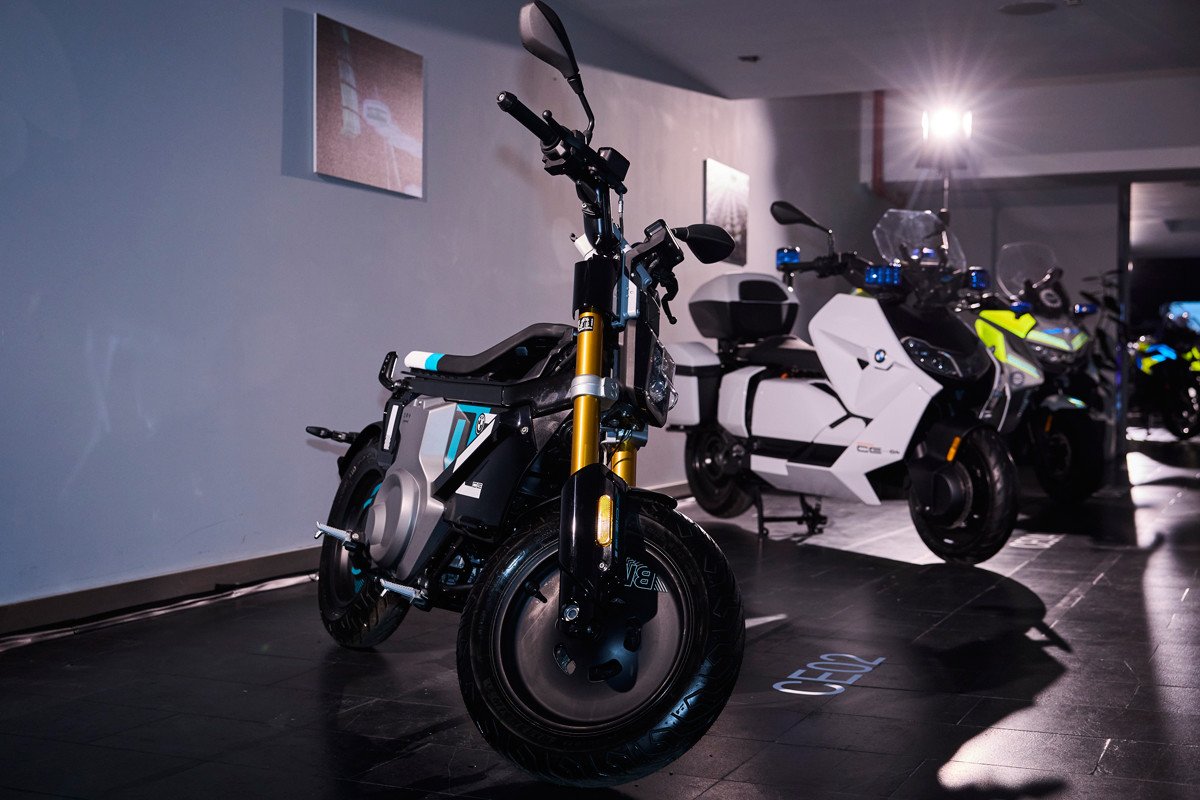 BMW presenta su amplia gama de modelos para autoridades, cuerpos de seguridad y blindados