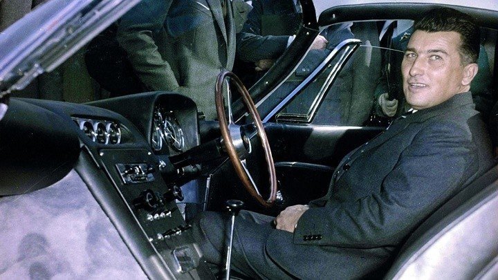 Cuando Lamborghini abofeteó a Ferrari