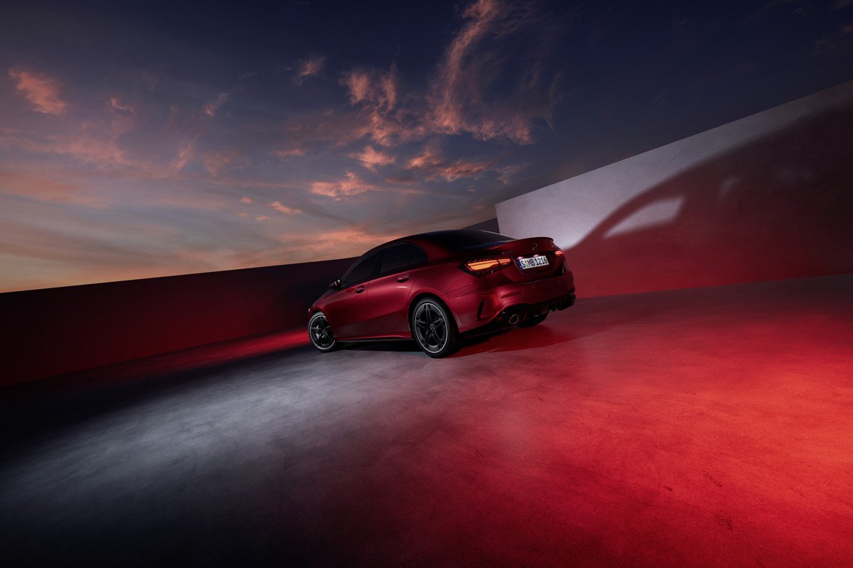 Se presentan los nuevos Mercedes Clase A y A Sedan: fotos y nuevos motores