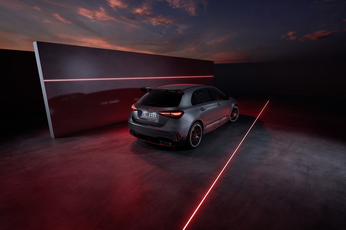 Se presentan los nuevos Mercedes Clase A y A Sedan: fotos y nuevos motores