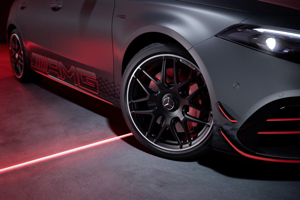 Se presentan los nuevos Mercedes Clase A y A Sedan: fotos y nuevos motores