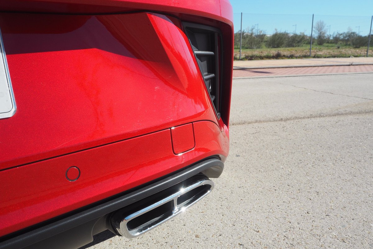 Prueba y opinión del Volkswagen T-Roc: interior, precios, medidas y acabado R-Line